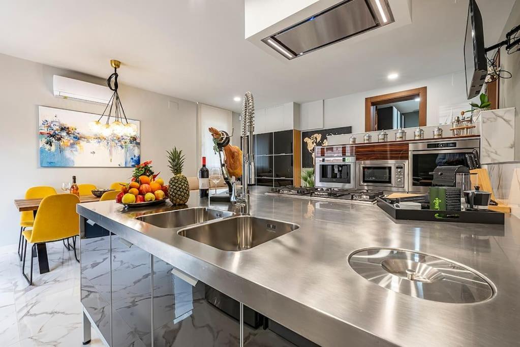 Luxury Casa Con Piscina, Wifi, 150M Dal Mare Apartment Miami Playa ภายนอก รูปภาพ