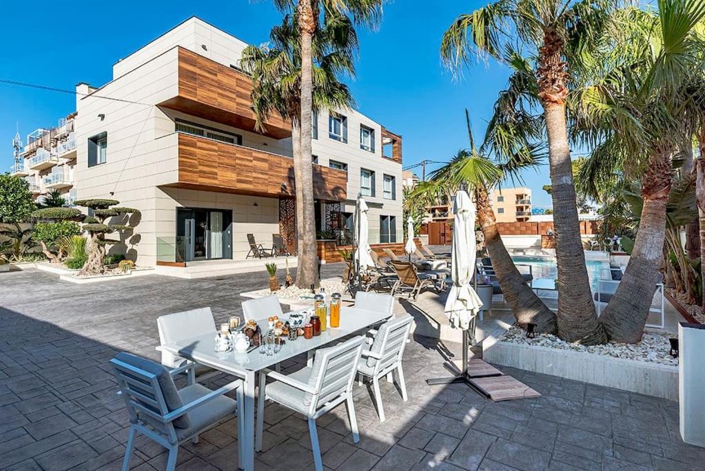 Luxury Casa Con Piscina, Wifi, 150M Dal Mare Apartment Miami Playa ภายนอก รูปภาพ
