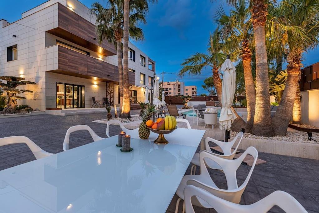 Luxury Casa Con Piscina, Wifi, 150M Dal Mare Apartment Miami Playa ภายนอก รูปภาพ